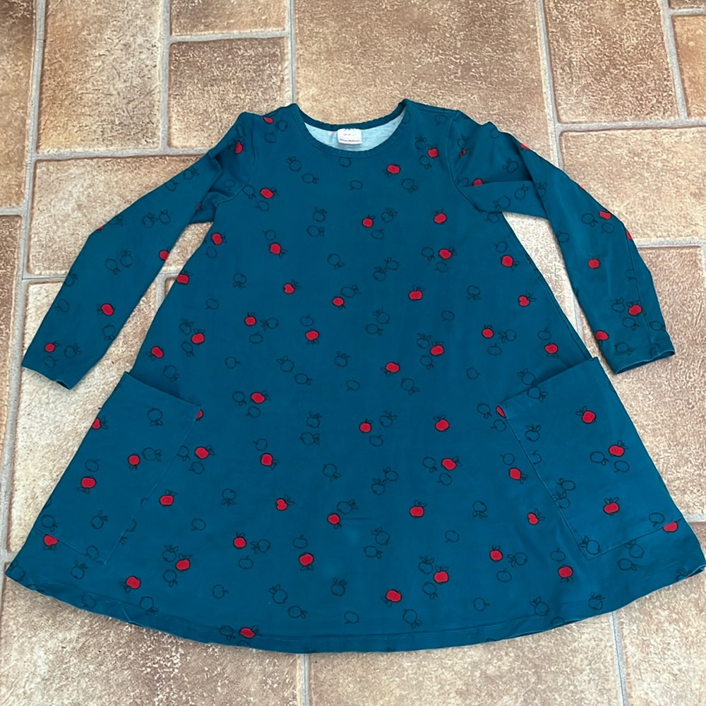 Hanna Andersson apple 🍎 dress Size 150 cm or Size 8.